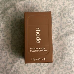 Brand new Rhode blush in sprinkle 💕